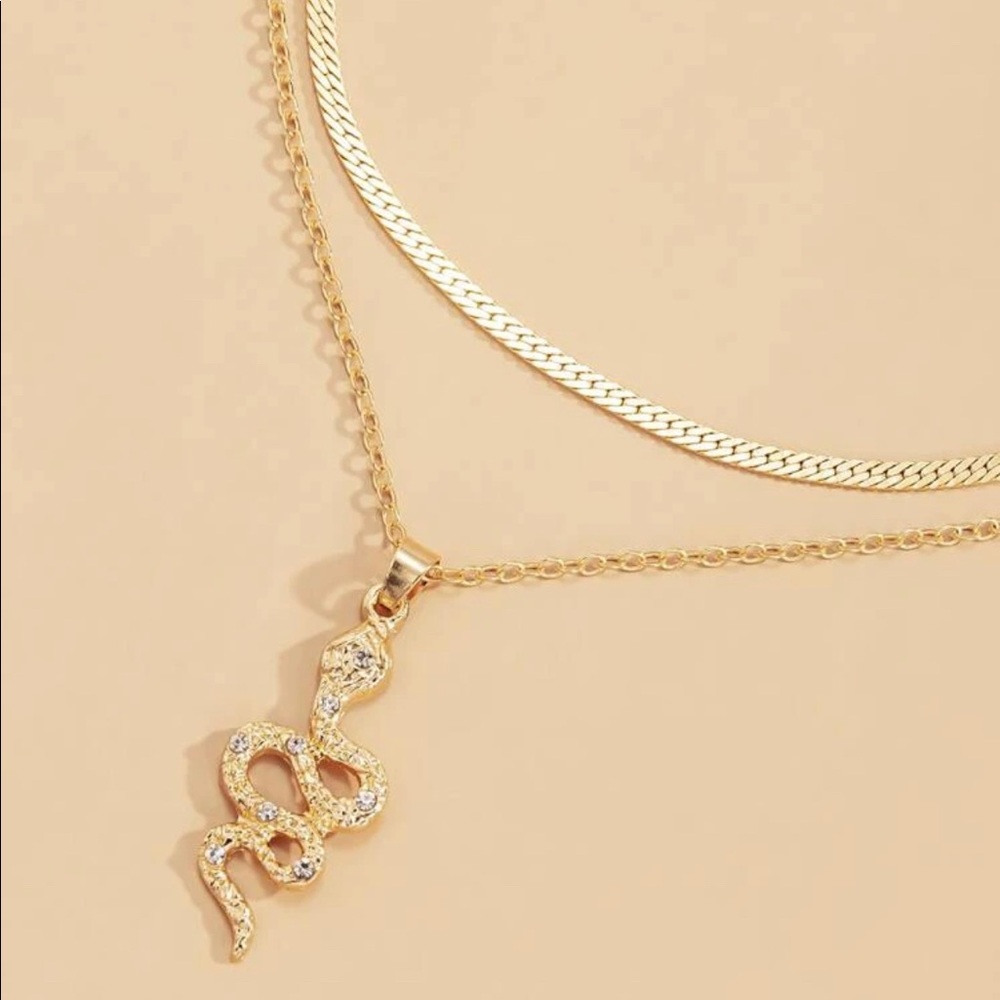 Rhinestone Snake Layered Chain Necklace - Picture 4 of 5